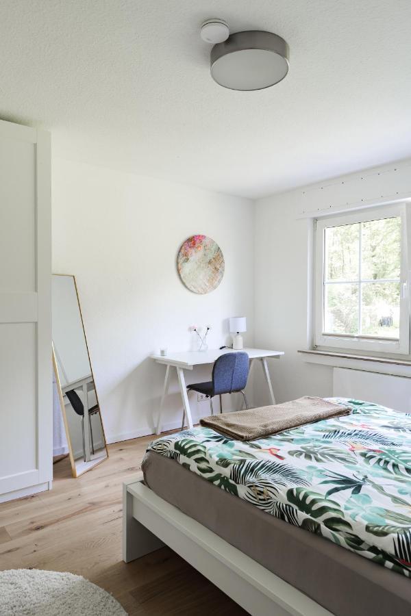 كولونيا Grosse Gemutliche Wohnung Mit Waldblick المظهر الخارجي الصورة